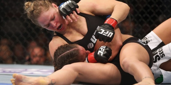 Игра EA Sports UFC (Xbox one) б/у, Полностью Английский